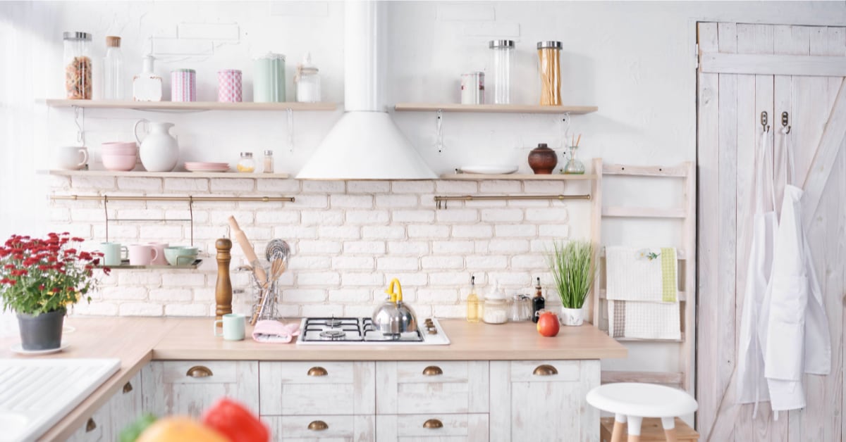 The Pros and Cons of Floating Shelves in a Kitchen Remodel