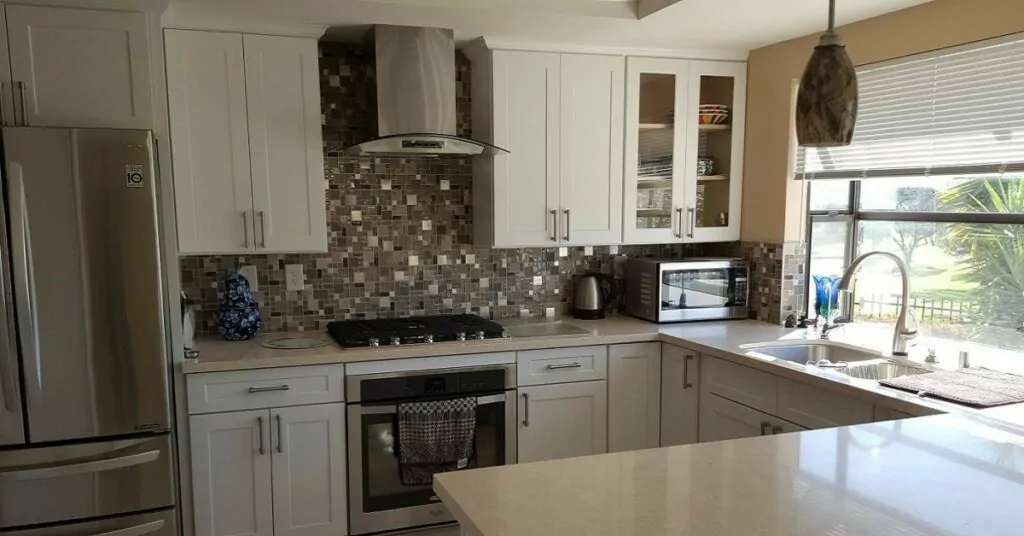 Transitional Kitchen Remodel with White Shaker Cabinets | Groysman Construction Remodeling | 2