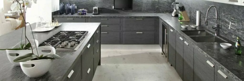 Countertop Colors And Dark Cabinets: How To Make Harmonious Pairs? | Groysman Construction Remodeling | 4