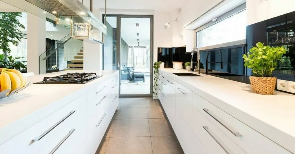 Why Are White Kitchens So Popular? | Groysman Construction Remodeling | 1