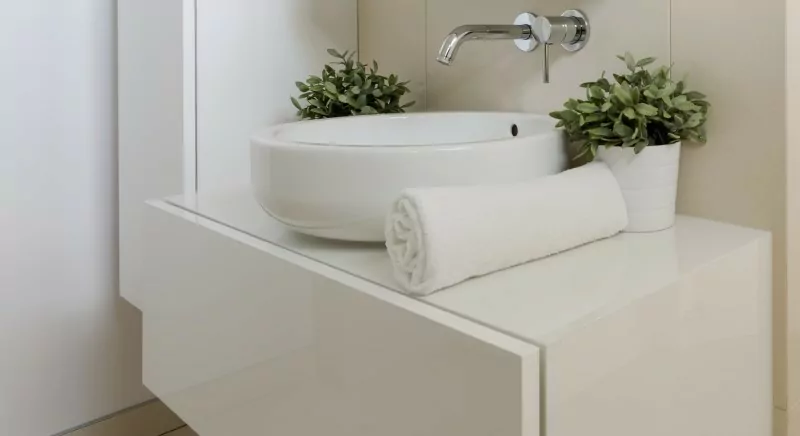 Home Remodeling, Kitchen Remodeling Does a bathroom vanity need a backsplash? 2