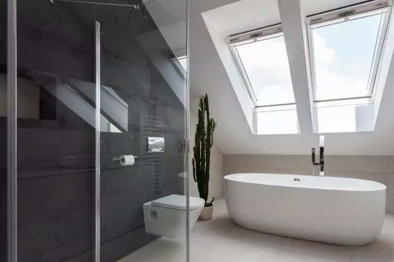 Groysman Construction Remodeling | Choosing a Bathtub: Freestanding Bath vs. Built-In Tub