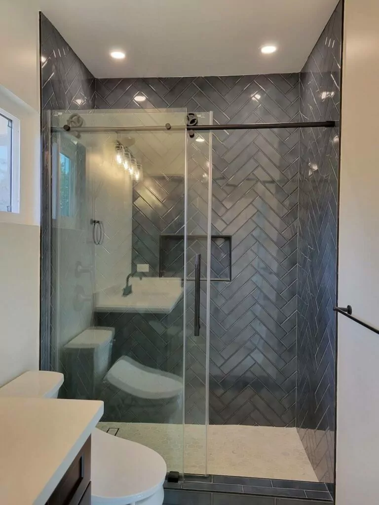 bathroom before and after - groysmanconstruction.com