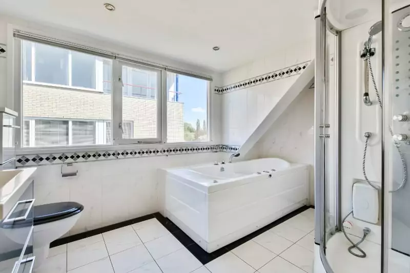 Waterproof wall panels help to transform a bathroom - groysmanconstruction.com
