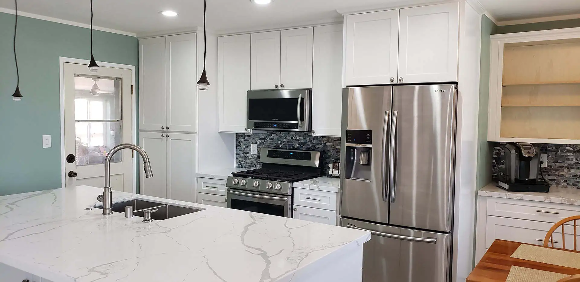 modern white kitchen