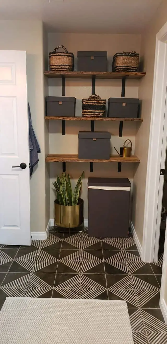 open storage shelves in the bathroom